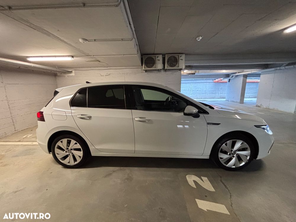 VOLKSWAGEN Golf 2022 — imagine 8