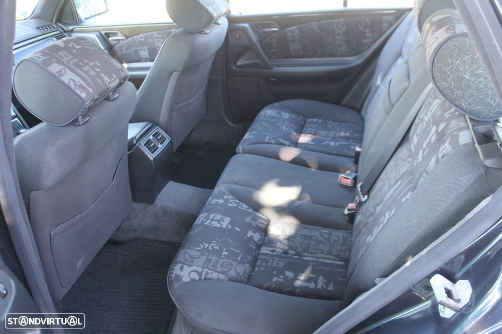 Mercedes-Benz E 290 - 13