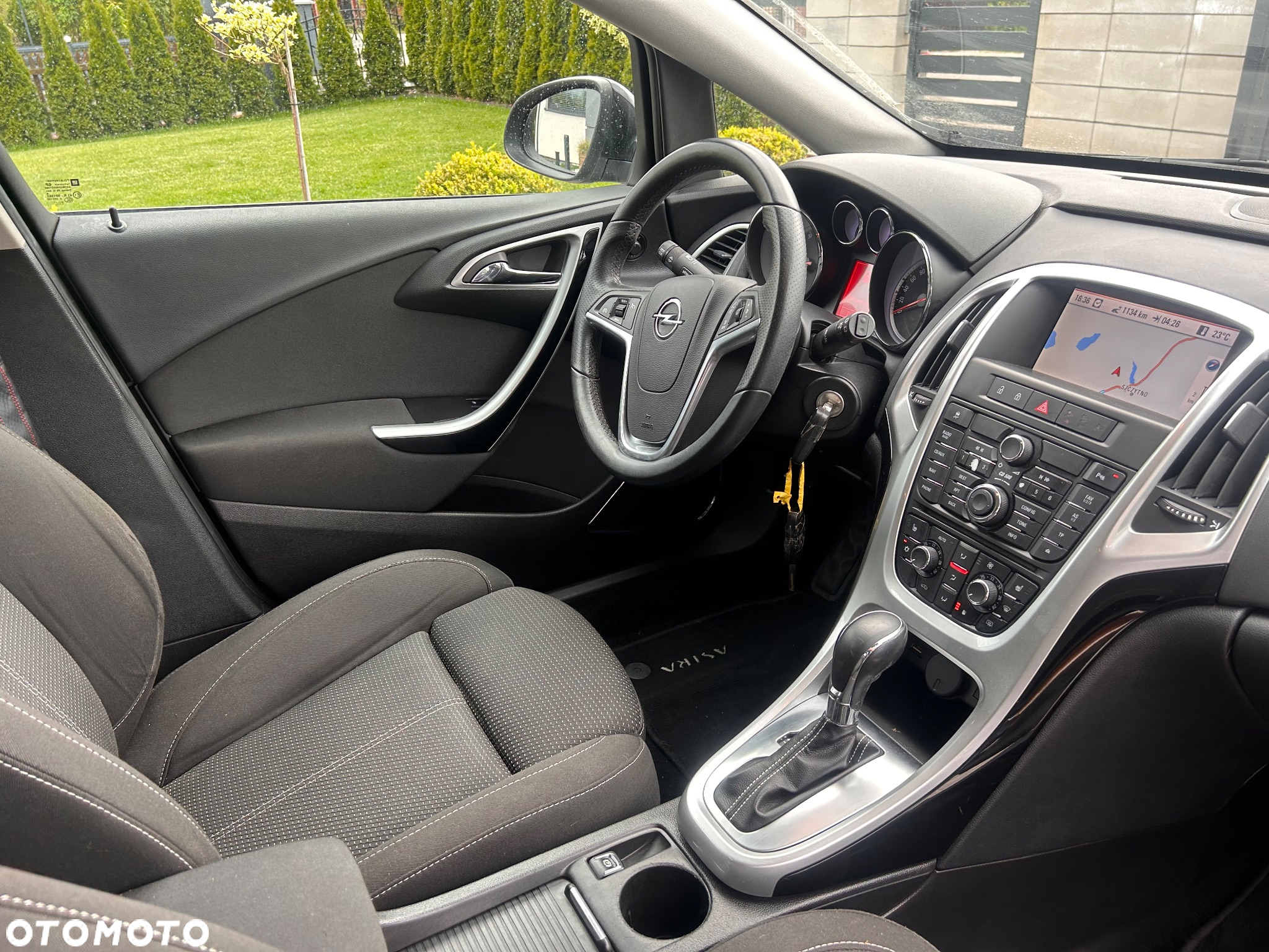 Opel Astra 1.6 Automatik Design Edition - 19