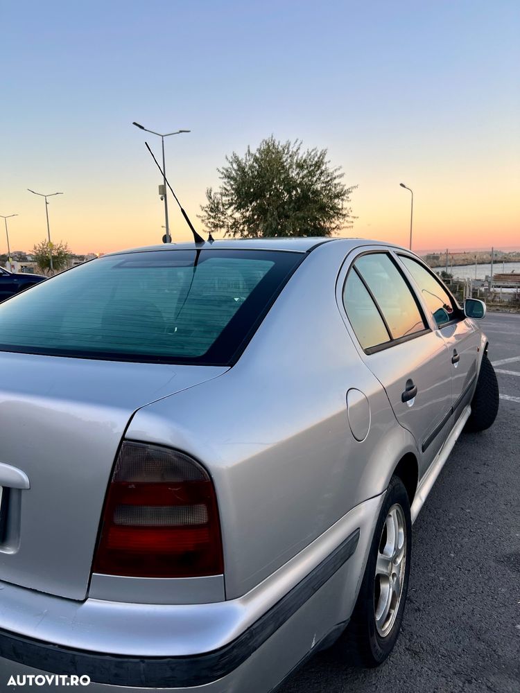 Skoda Octavia 1.9 TDI Ambiente - 6