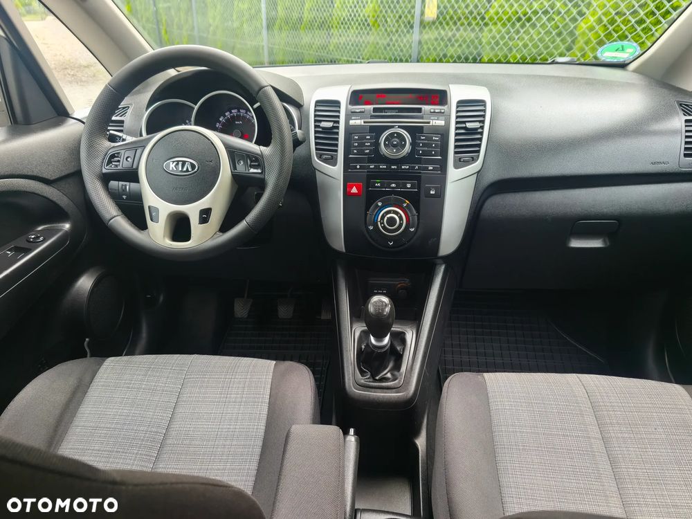 Kia Venga 1.6 CVVT Mind - 17