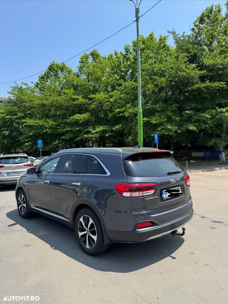 Kia Sorento 2.2 DSL 6AT 4x4 Cosmo - 4