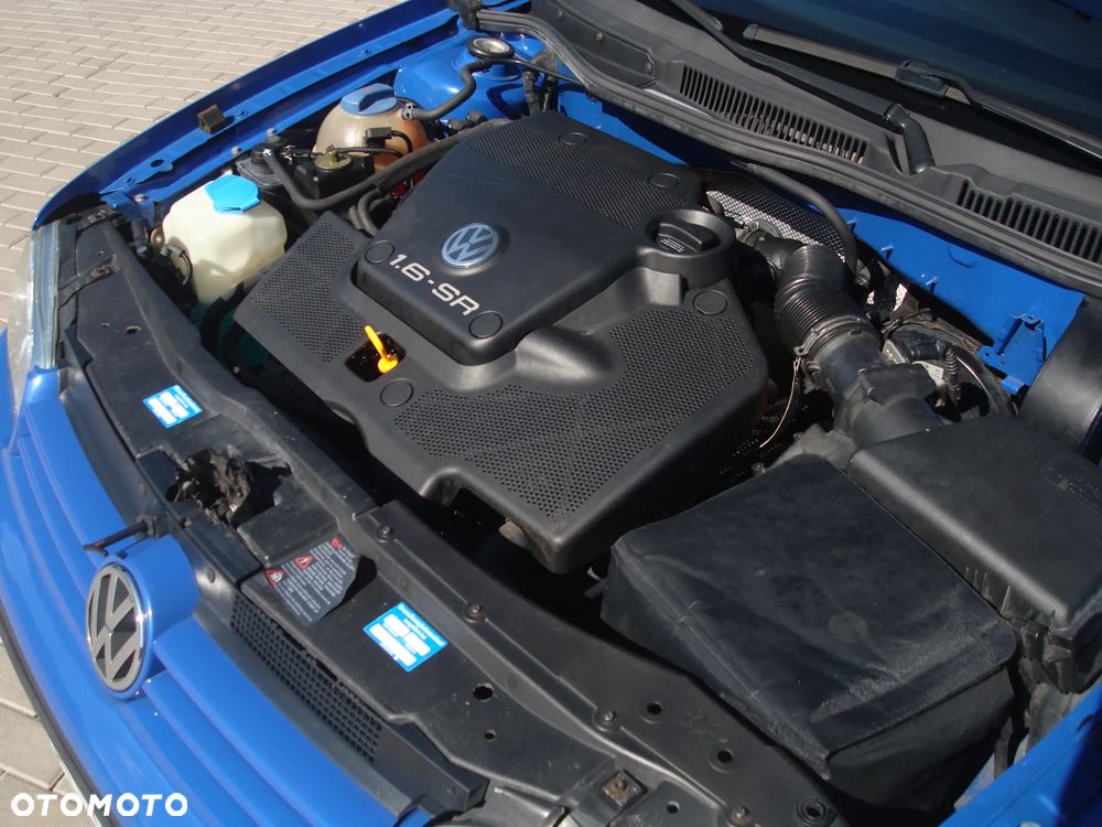 Volkswagen Golf 1.6 Tour Edition - 20