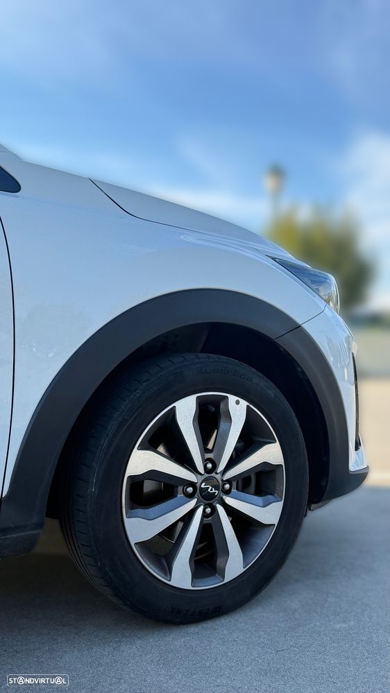 Kia Stonic - 4