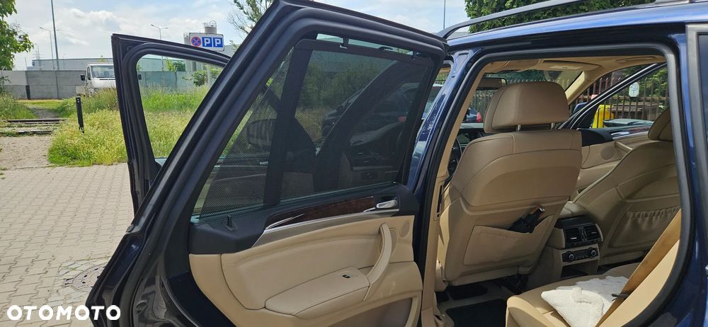 BMW X5 3.5i xDrive - 24