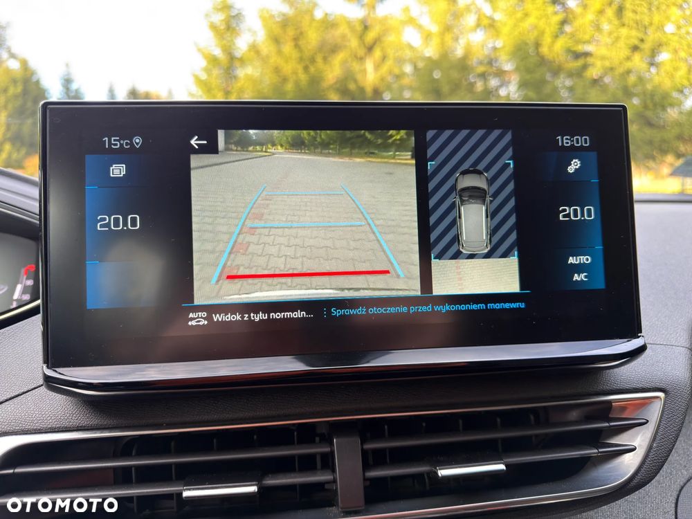 Peugeot 3008 1.2 PureTech Allure S&S EAT8 - 17