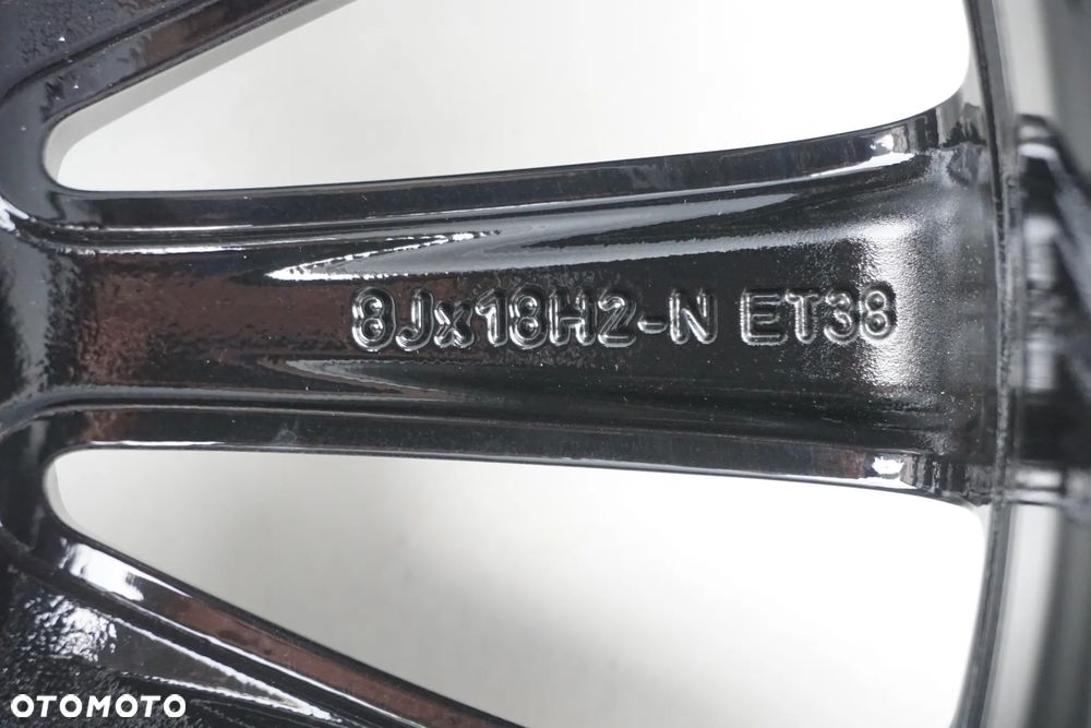Mercedes 5x112 18 8J et38 A2534014600 stan bdb  1szt - 4