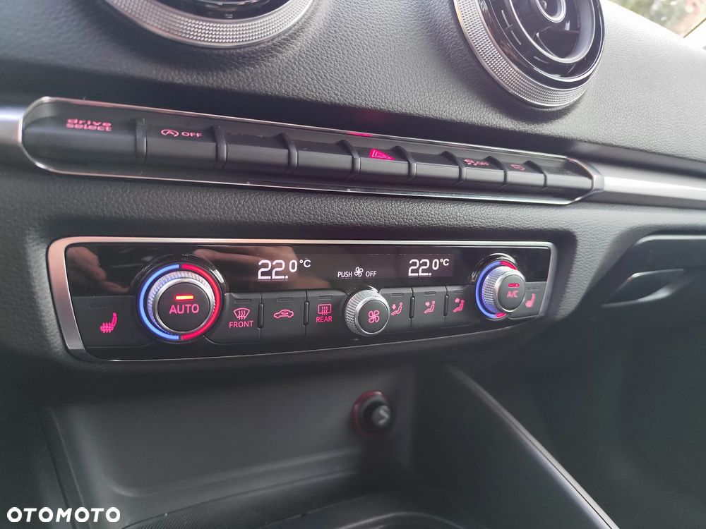 Audi A3 3-drzwiowe 1.4 TFSI Ambition - 16