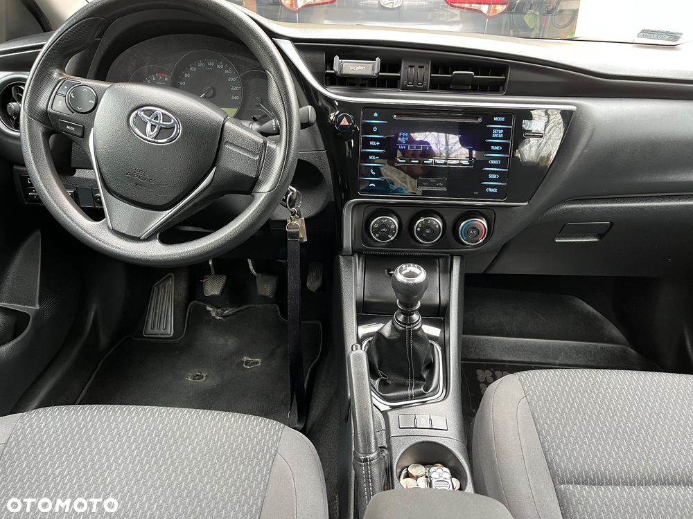 Toyota Corolla 1.6 Active - 6