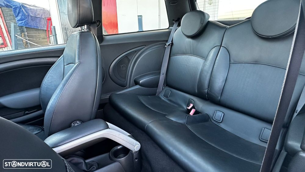 MINI 3 Portas Cooper D - 7