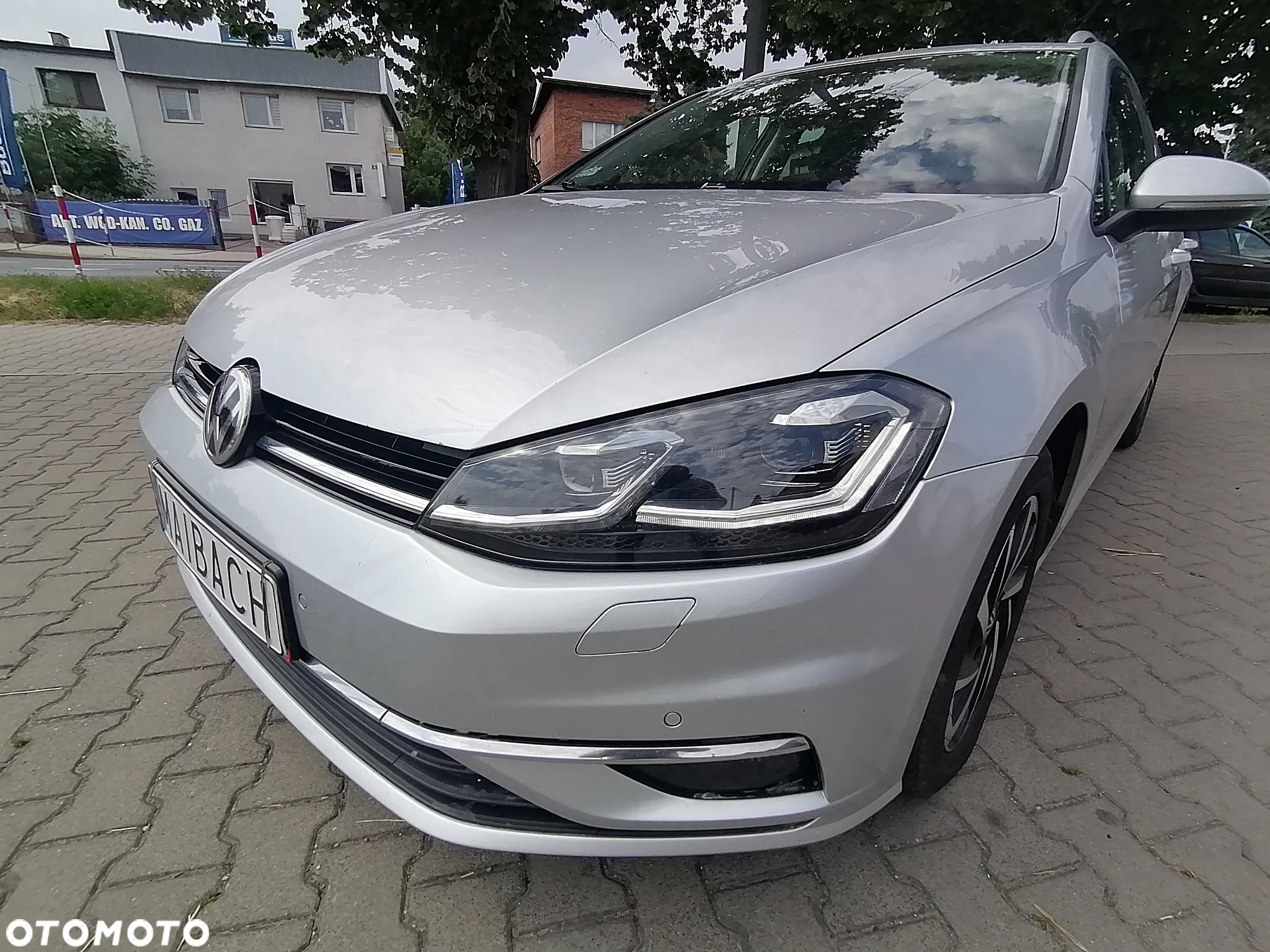 Volkswagen Golf Variant 2.0 TDI SCR DSG Join - 4