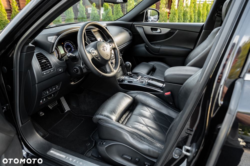 Infiniti FX FX30d S - 18
