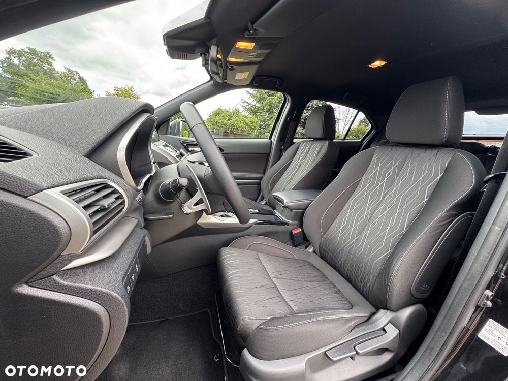 Mitsubishi Eclipse Cross - 33
