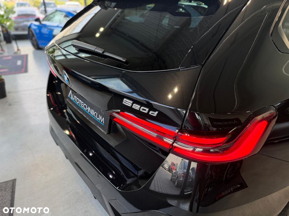 BMW Seria 5 520d xDrive mHEV M Sport sport - 25