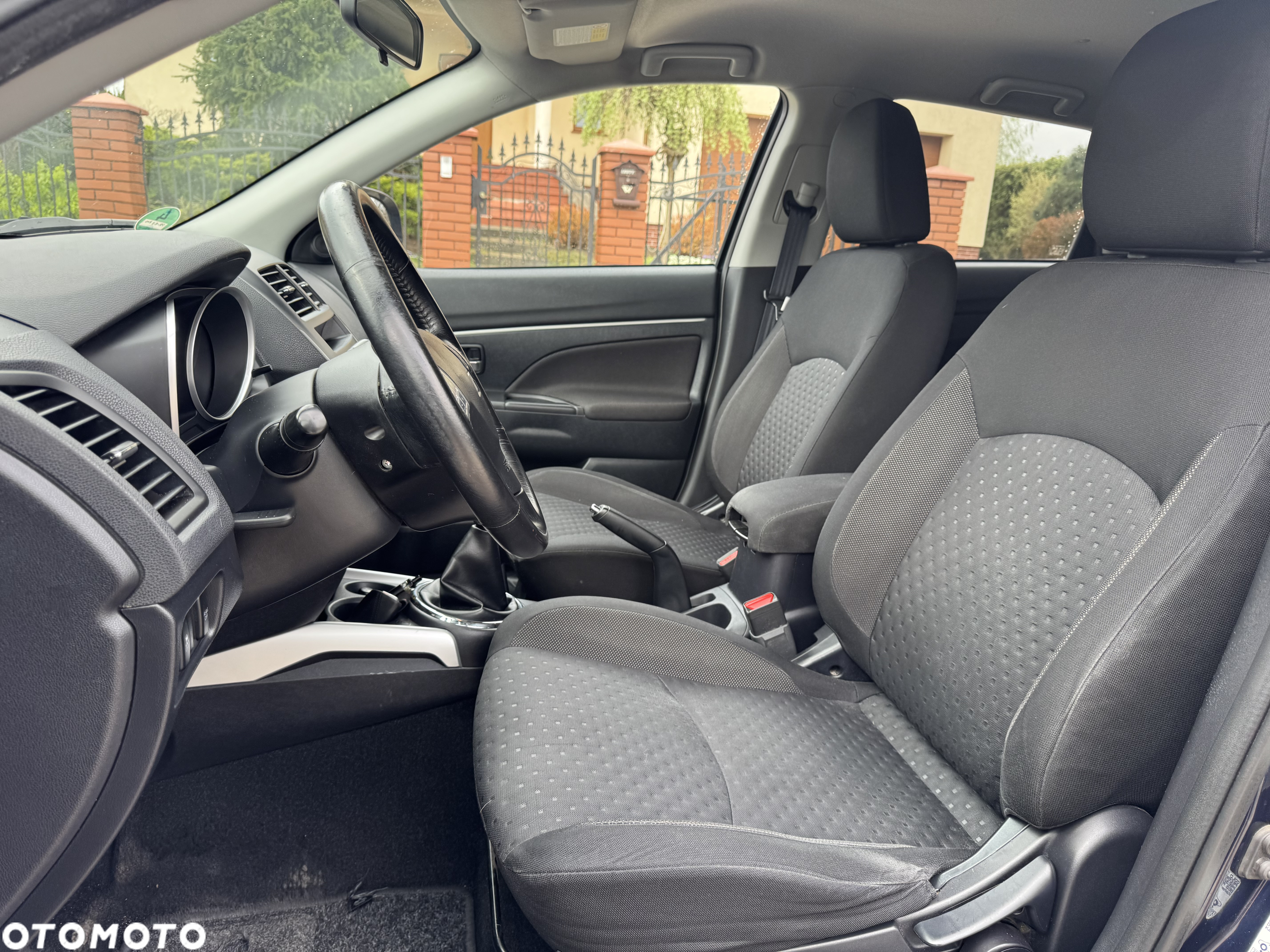 Mitsubishi ASX - 25