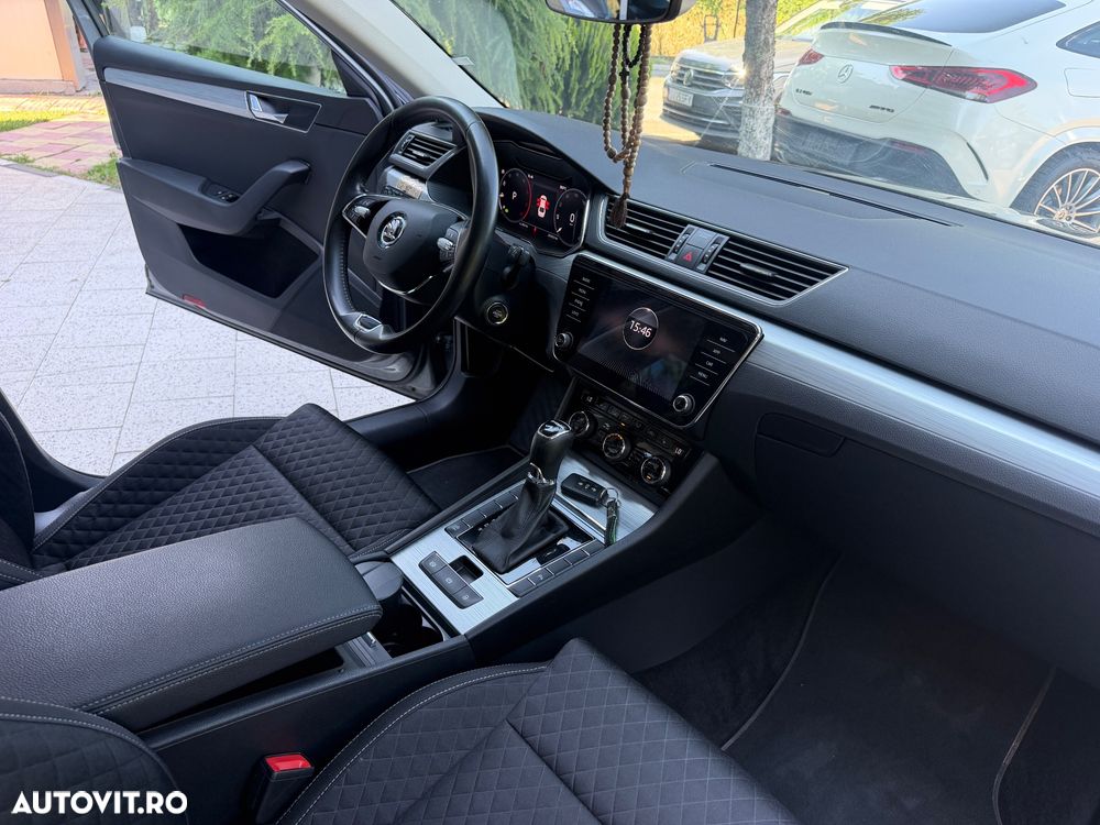 Skoda Superb 2.0 TDI DSG Ambition - 26