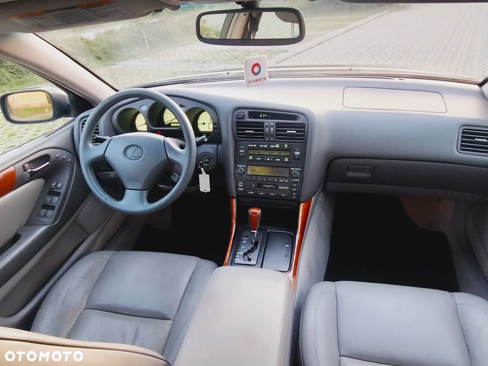 Lexus GS 300 - 17