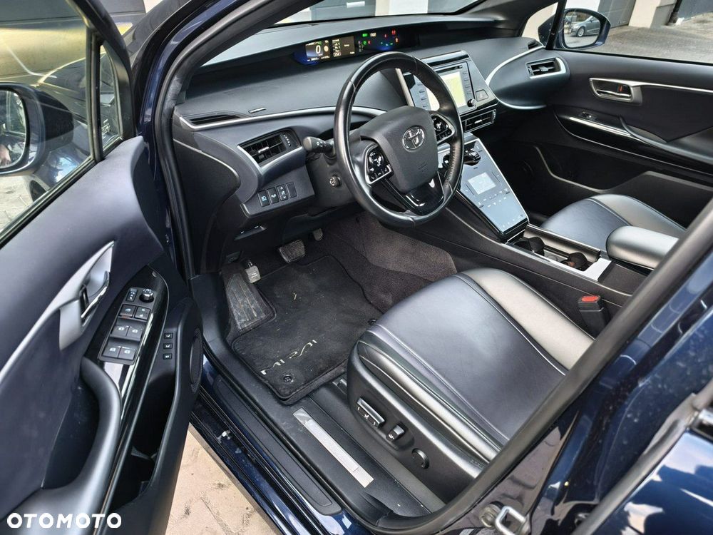Toyota Mirai - 9