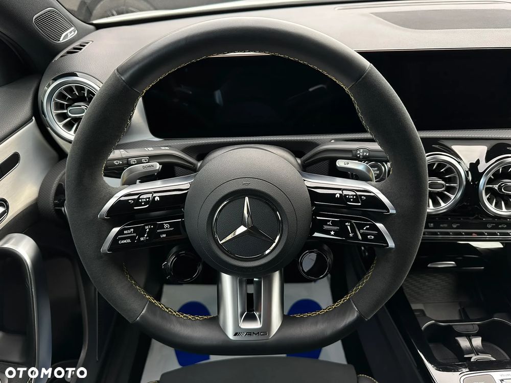 Mercedes-Benz Klasa A 45 S AMG 4-Matic 8G-DCT - 30