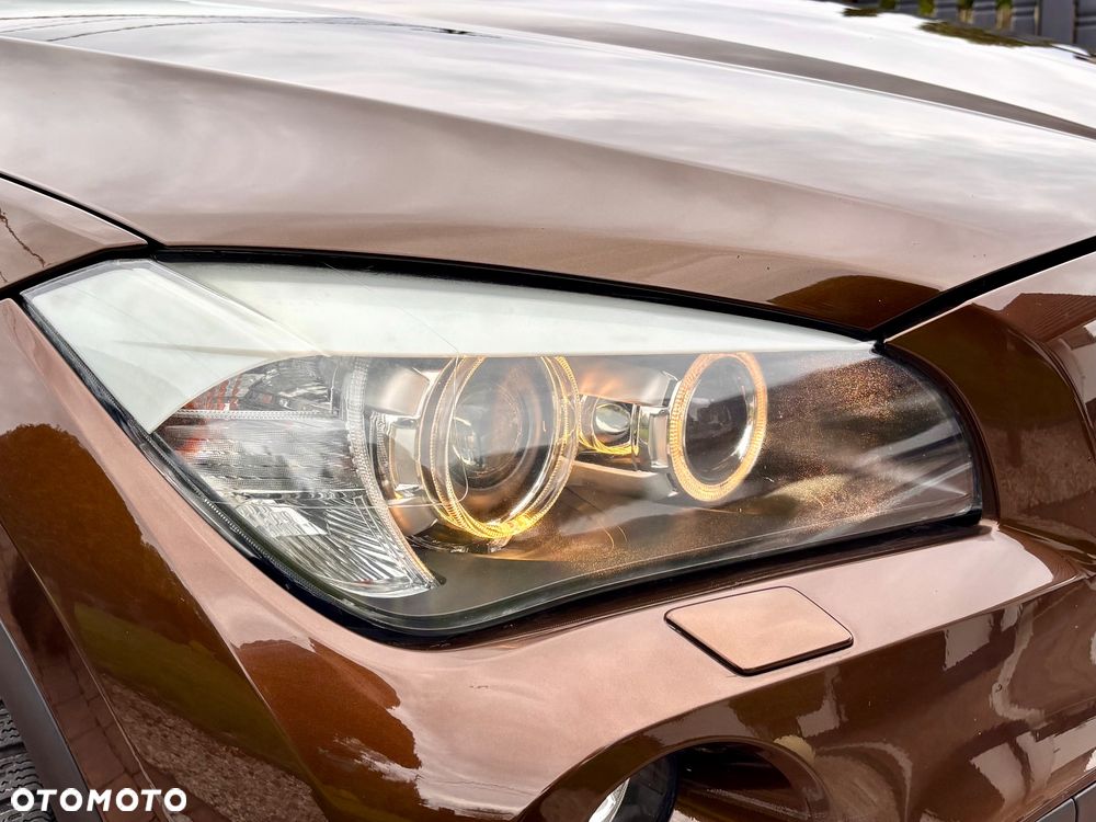 BMW X1 - 24