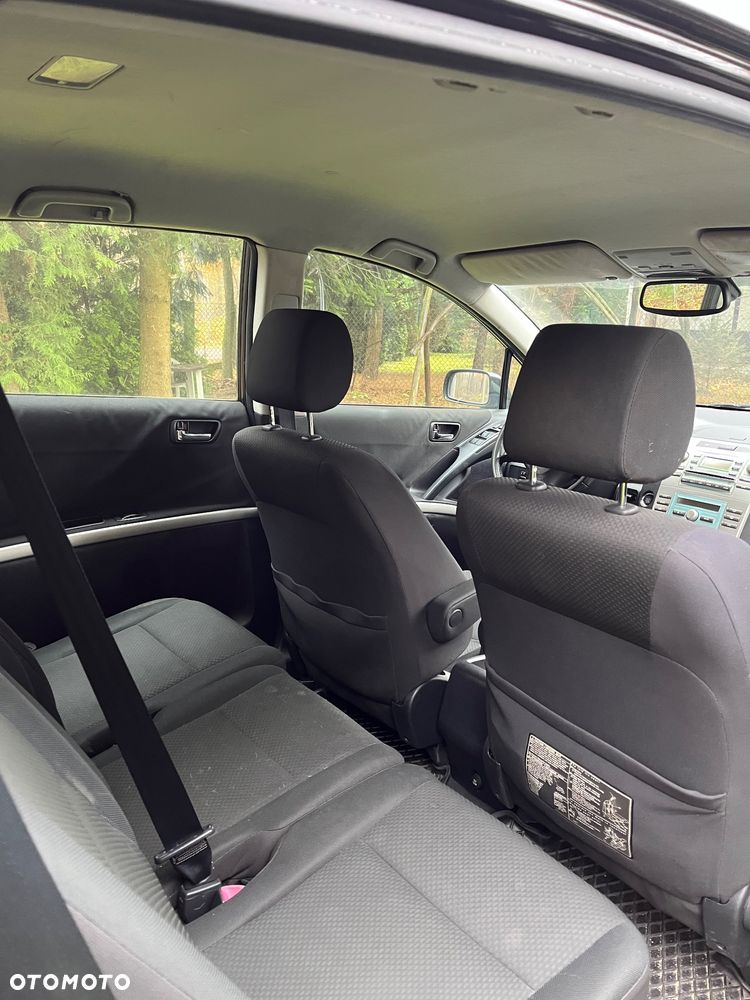 Toyota Corolla Verso - 6