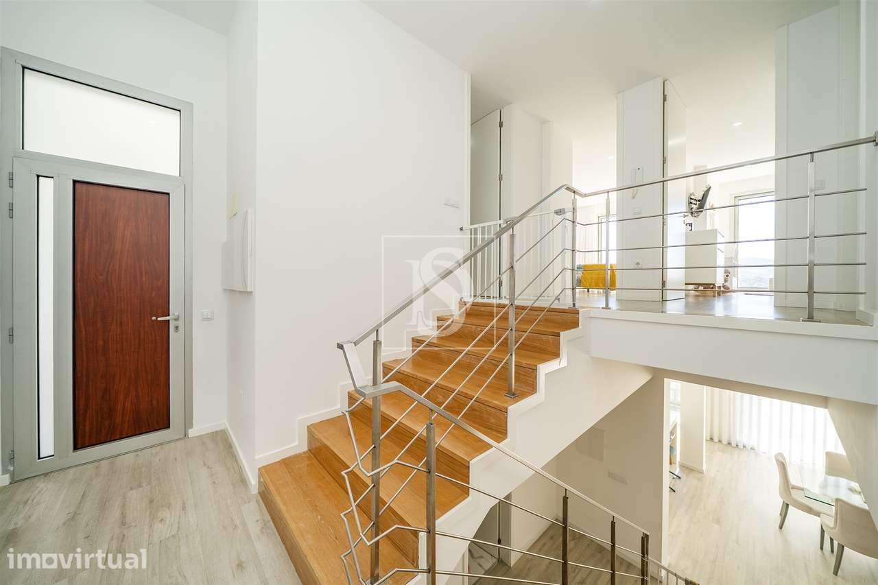 Andar Moradia T3+1, Duplex, com Jardim - Moreira de Cónegos, Guimarães - Grande imagem: 5/47