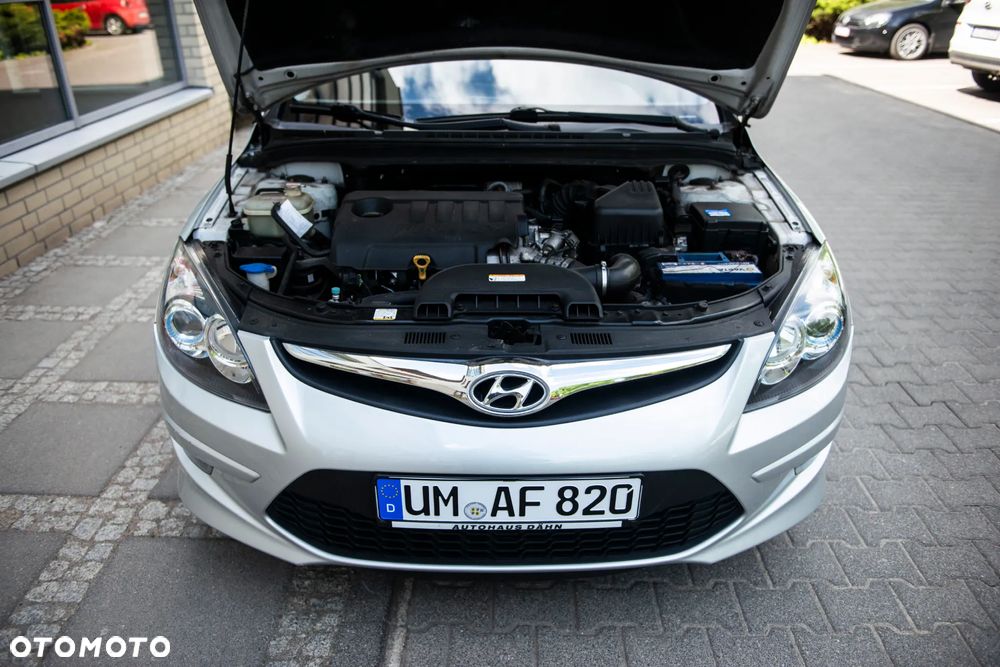 Hyundai i30 1.6 CRDi Premium - 32