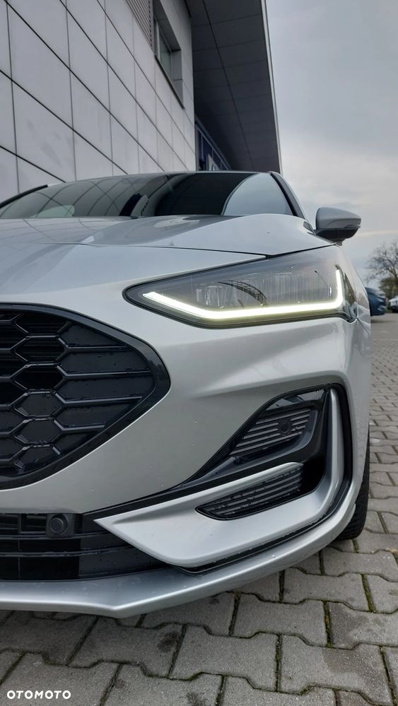 Ford Focus 1.0 EcoBoost ST-Line X - 9