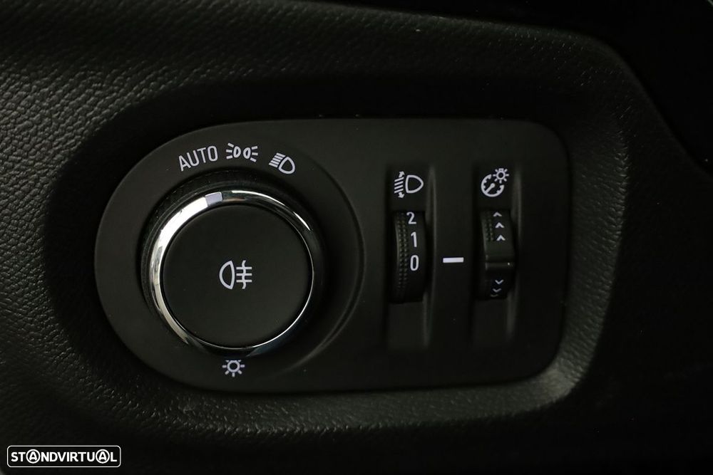 Opel Corsa 1.2 T GS - 19