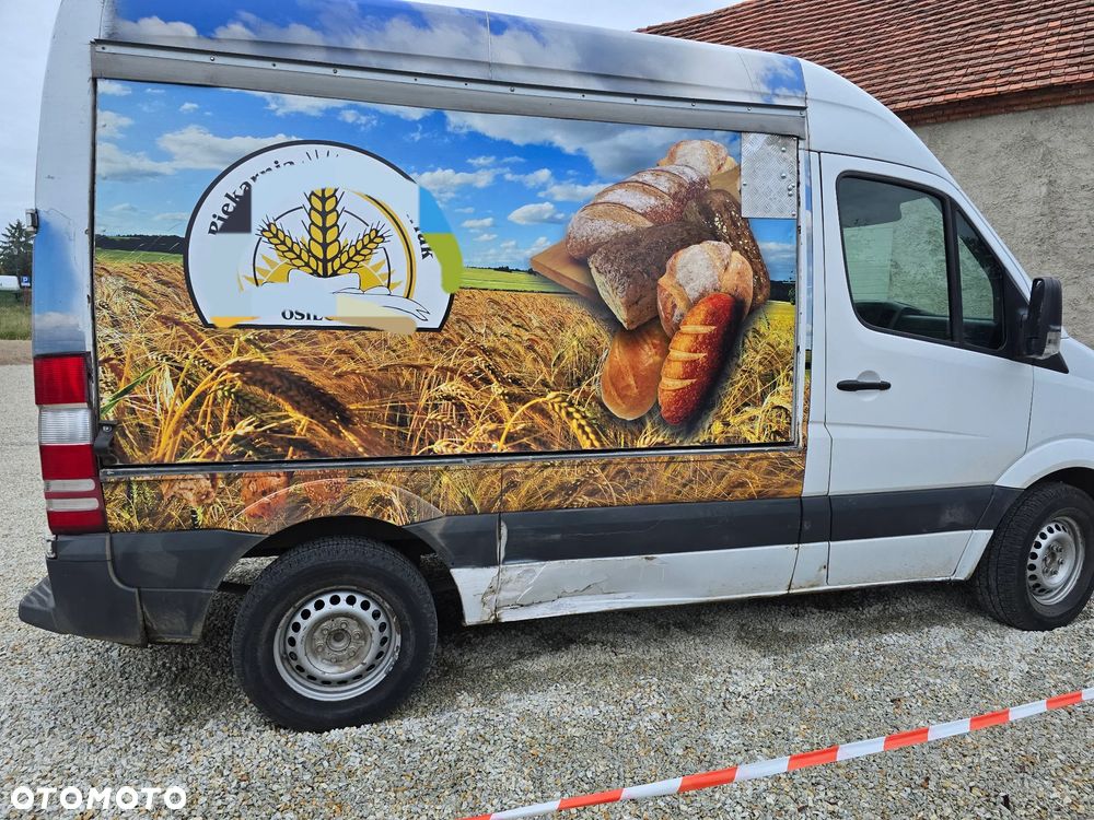 Mercedes-Benz Sprinter - 2
