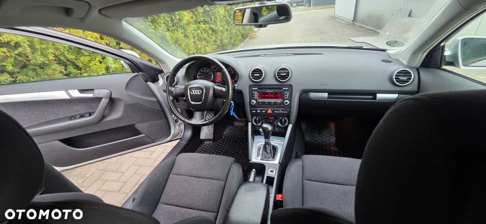 Audi A3 Sportback 1.8 TFSI Attraction S tronic - 34