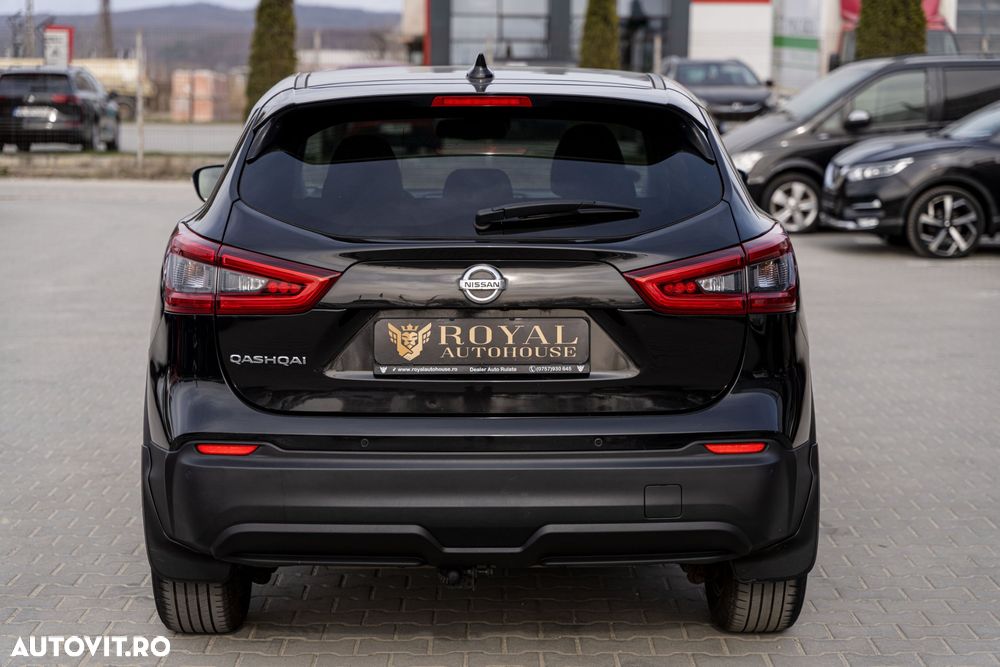 Nissan Qashqai 1.6 DIG-T N-Connecta - 10