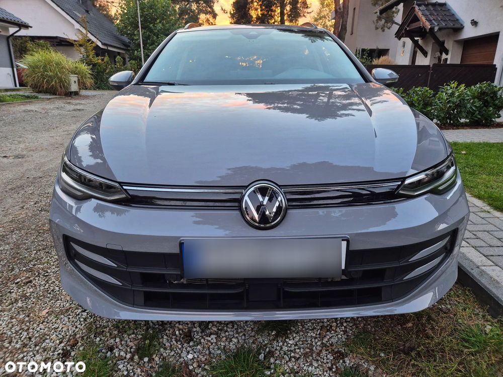 Volkswagen Golf VIII 1.5 TSI Life Plus - 5