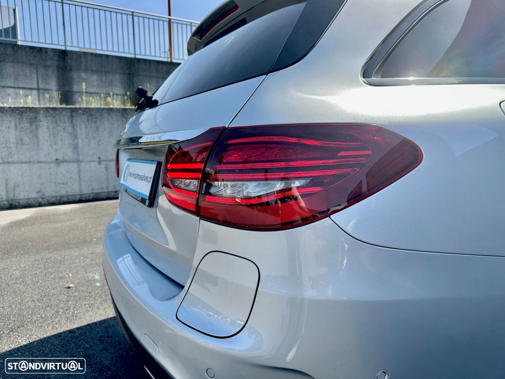 Mercedes-Benz C 300 - 16