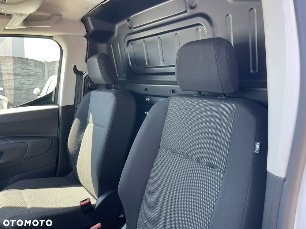 Toyota Proace City - 12