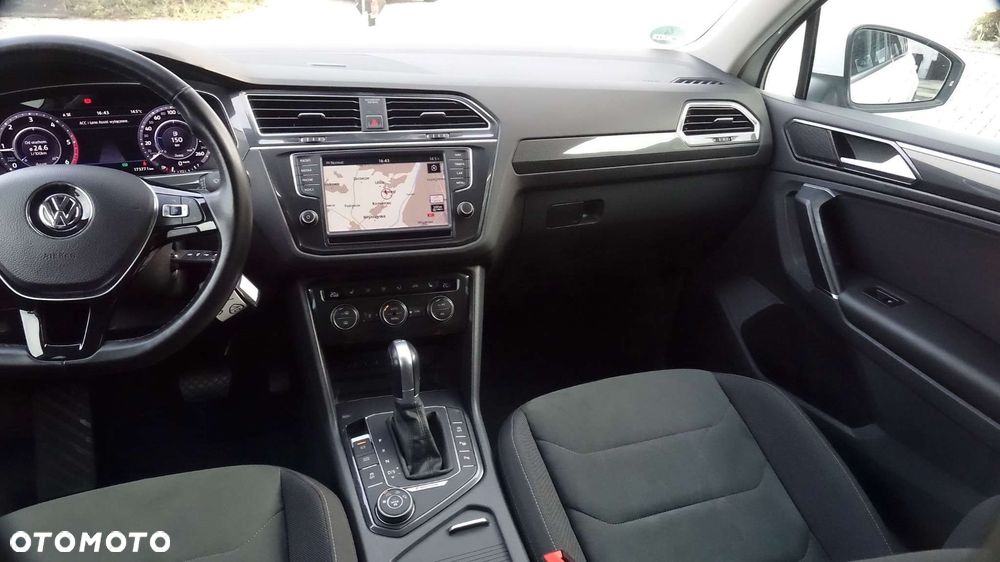 Volkswagen Tiguan - 31