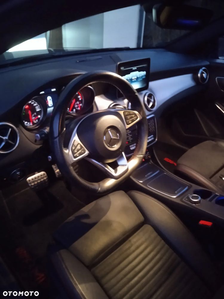 Mercedes-Benz CLA 200 (CDI) d 7G-DCT AMG Line - 9