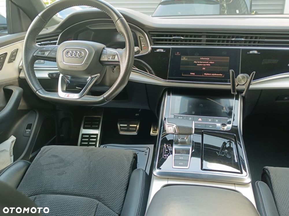Audi SQ8 - 21