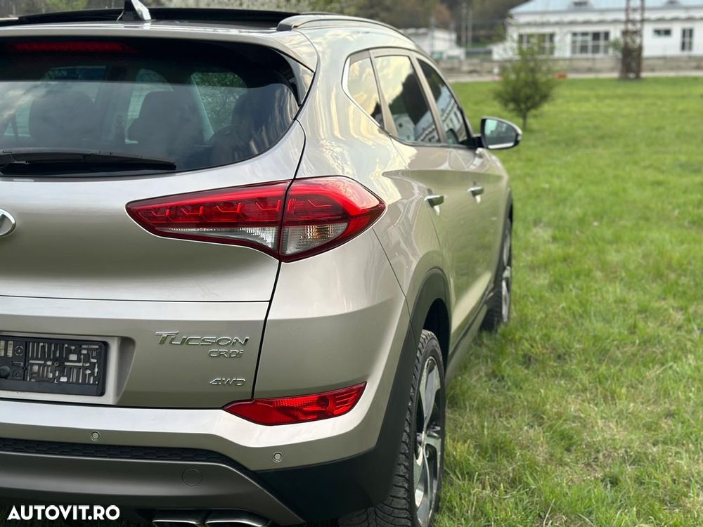 Hyundai Tucson 2.0 CRDI 4WD Automatik Style - 15