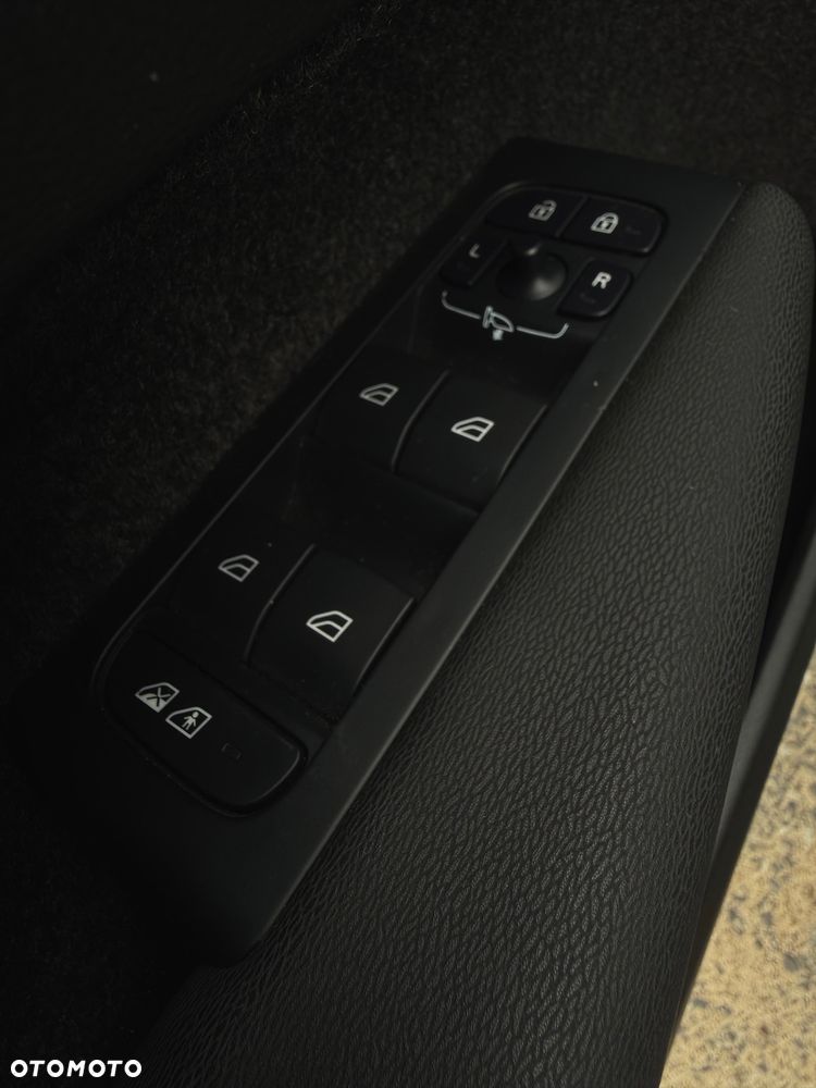 Volvo XC 40 T2 Essential - 16