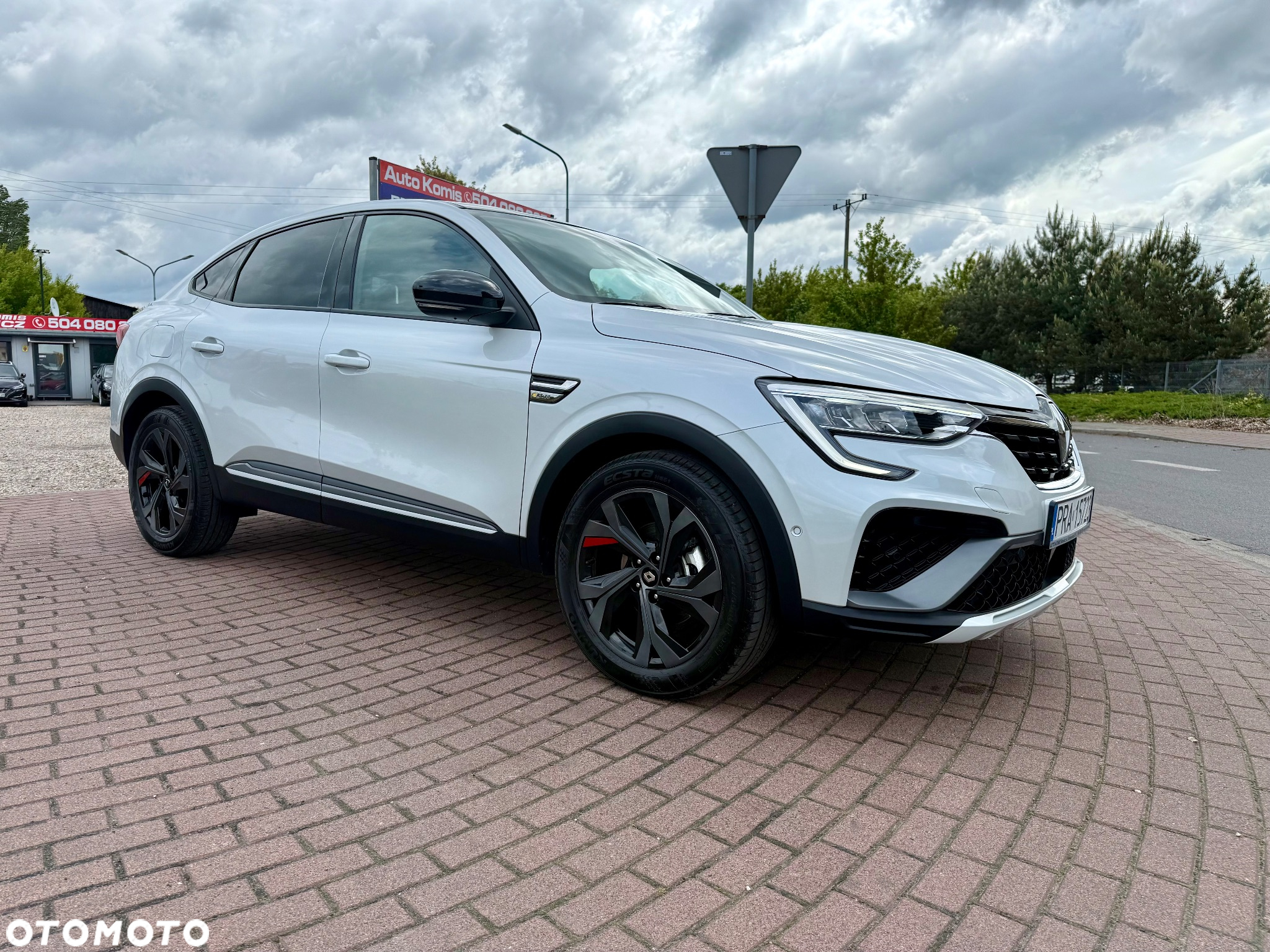 Renault Arkana E-TECH 145 R.S.LINE - 31
