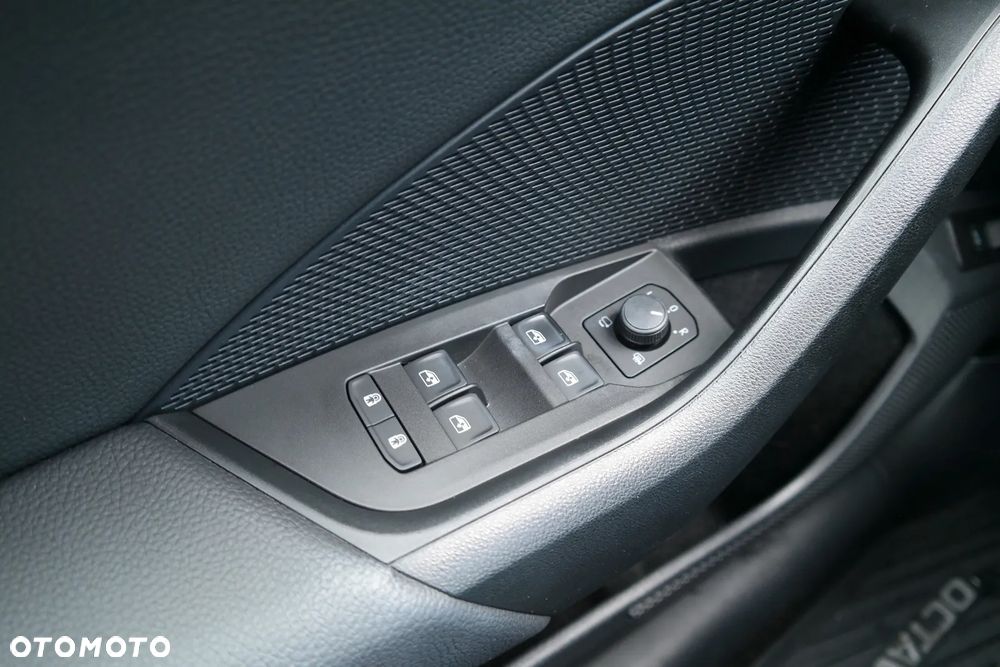 Skoda Octavia 1.5 TSI Selection - 22
