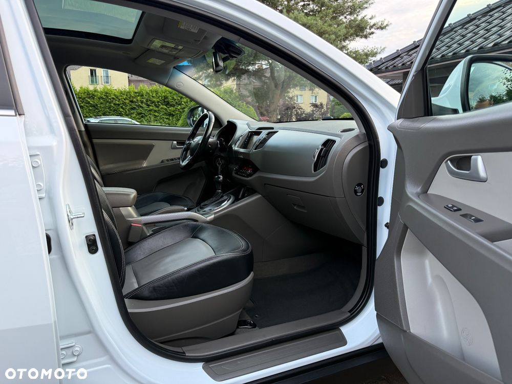 Kia Sportage 2.0 CVVT 2WD Automatik Vision - 17