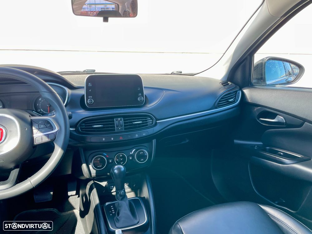 Fiat Tipo Station Wagon 1.6 MultiJet DCT Lounge - 17