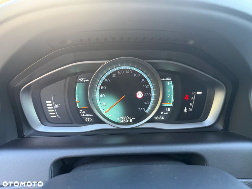 Volvo XC 60 D4 Drive-E Momentum - 18