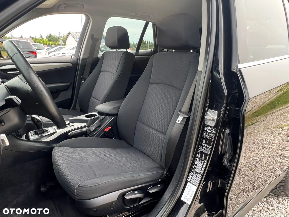 BMW X1 xDrive20d - 27