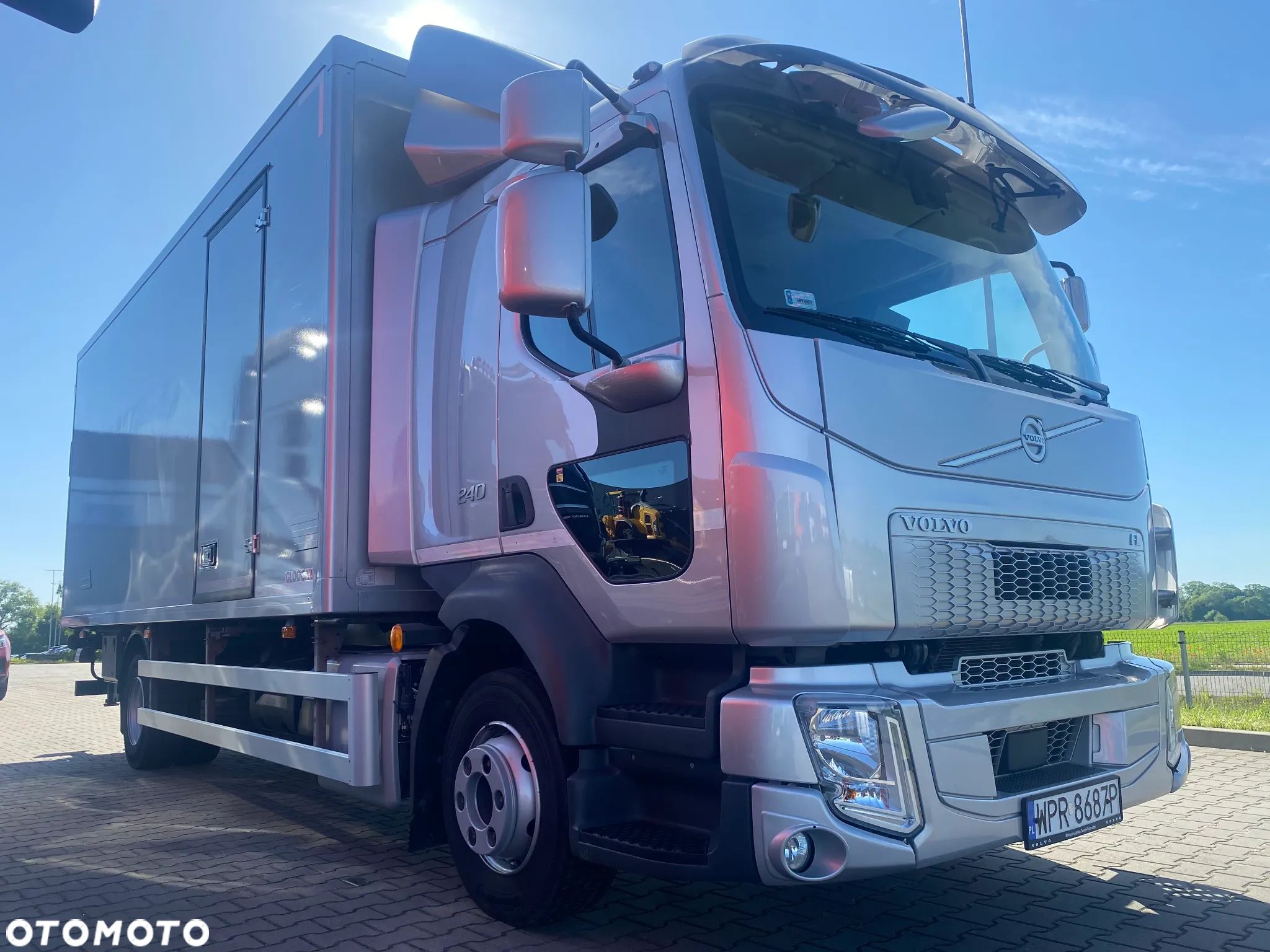 Volvo 2022 FL5 4x2R 240KM - 1
