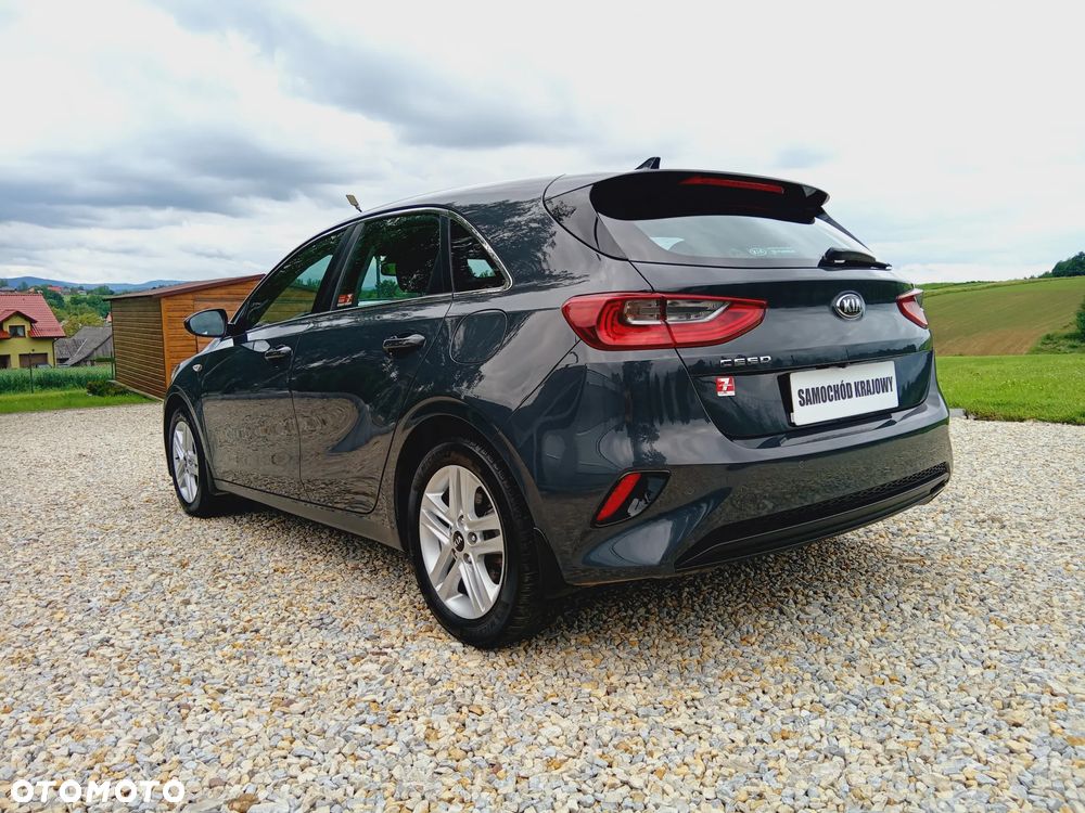 Kia Ceed 1.6 CRDi SCR M - 21