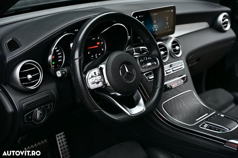 Mercedes-Benz GLC Coupe 220 d 4Matic 9G-TRONIC AMG Line Plus - 31