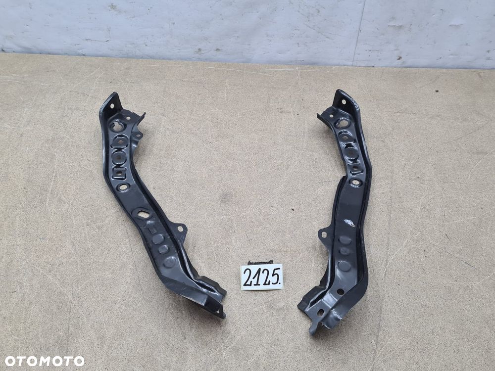 Toyota Corolla E21 53213-02210 wspornik lampy przód przedni komplet R+L - 5